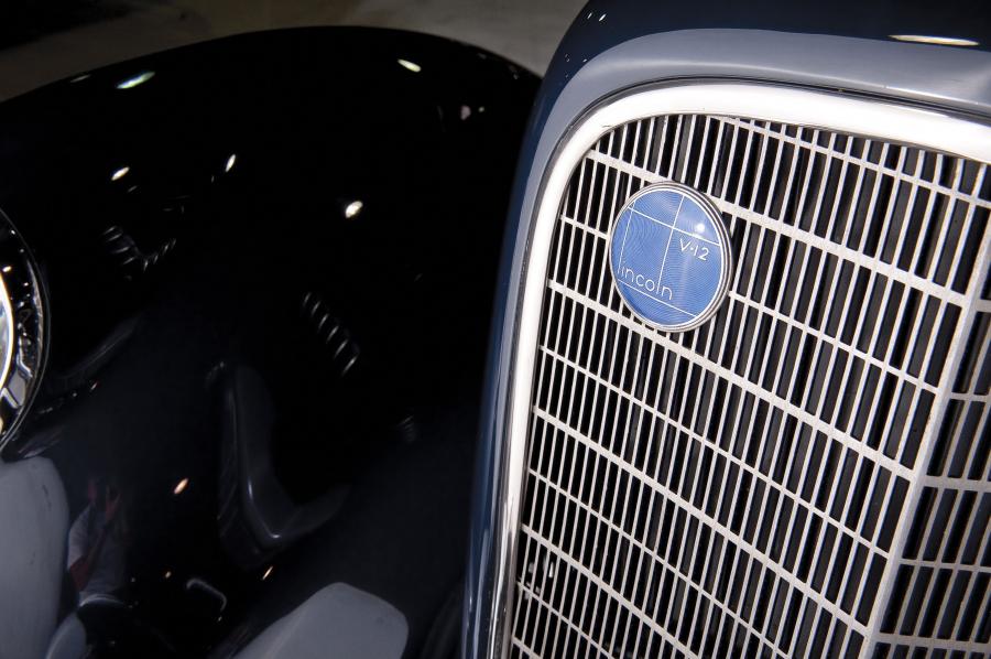  Lincoln K Convertible Victoria 1938 года  (фото 9 из 15)